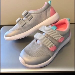 Toddler Girls Athletic Sneakers 👟